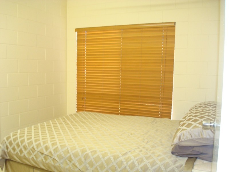 126 Robert Road, Bentley Park QLD 4869