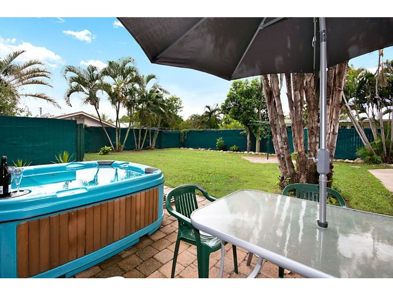 466 Varley Street, Yorkeys Knob QLD 4878