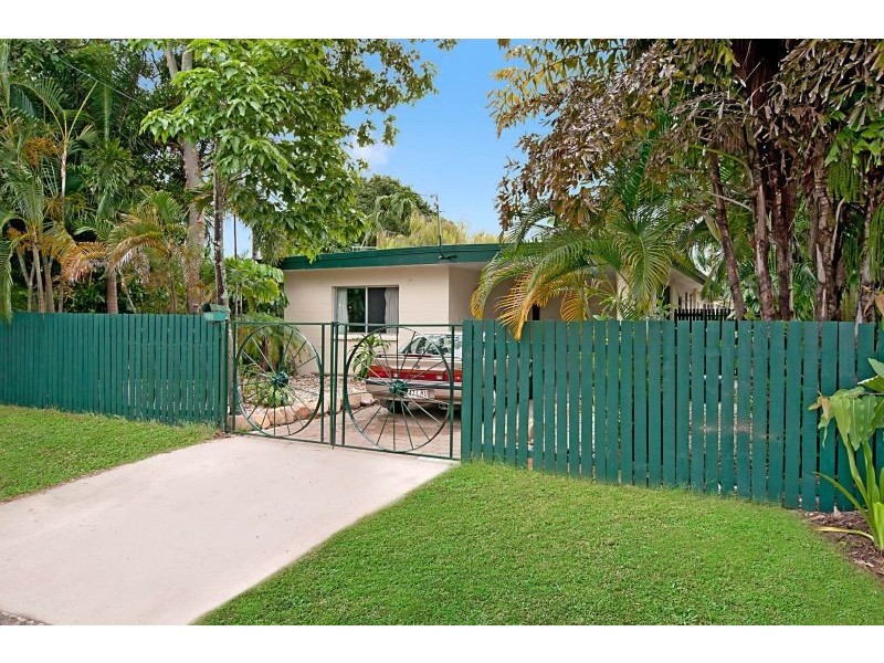 466 Varley Street, Yorkeys Knob QLD 4878