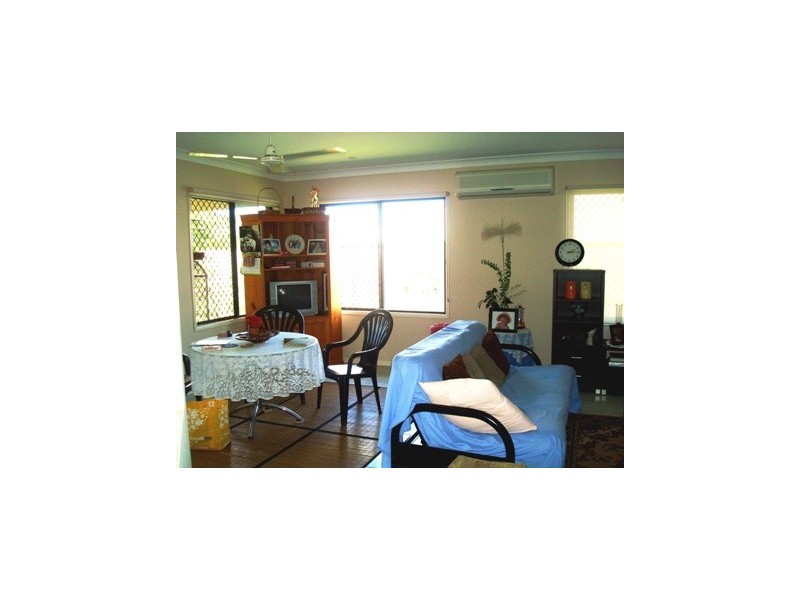 9 Aniston Street, White Rock QLD 4868