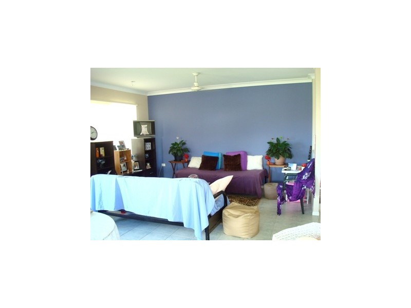 9 Aniston Street, White Rock QLD 4868