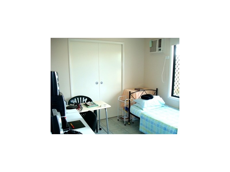 9 Aniston Street, White Rock QLD 4868