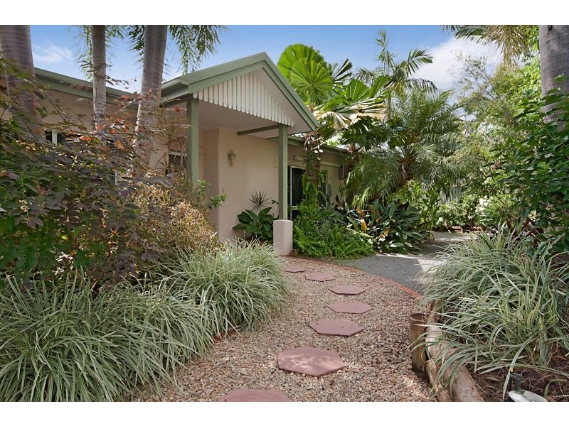 45 Michaelangelo Drive, Redlynch QLD 4870