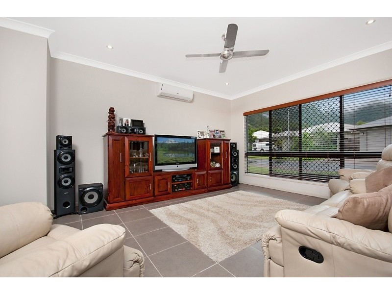 4 Capricorn Street, Bentley Park QLD 4869