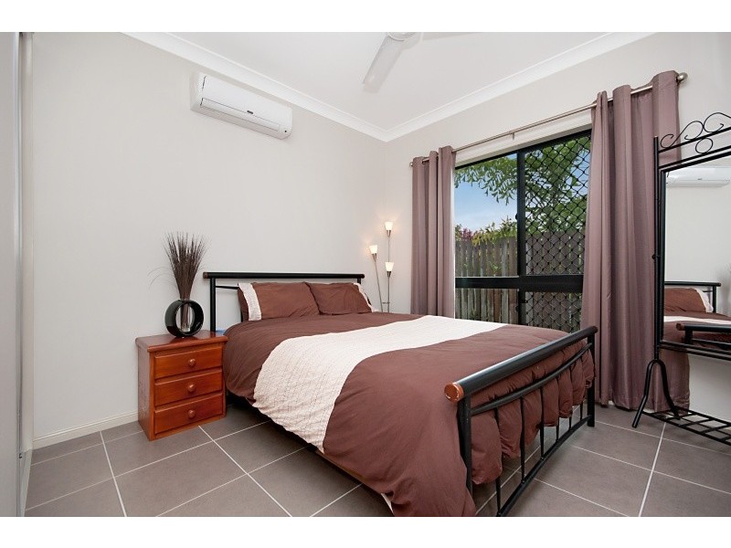 4 Capricorn Street, Bentley Park QLD 4869