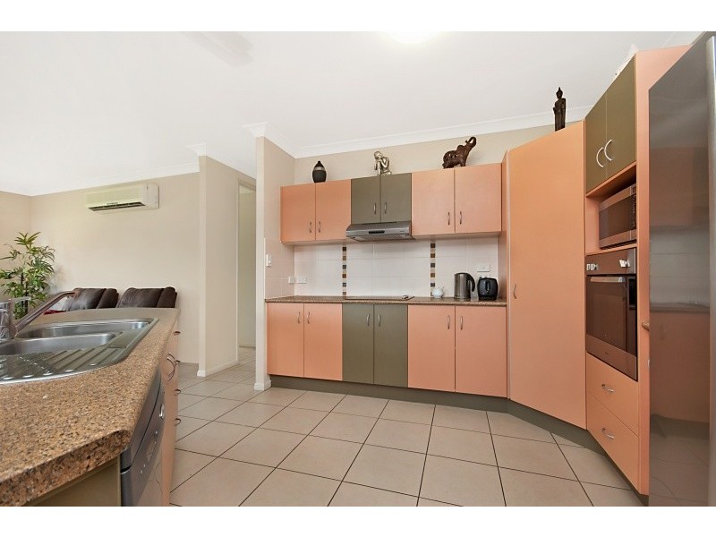 13 Bundey Street, Bentley Park QLD 4869