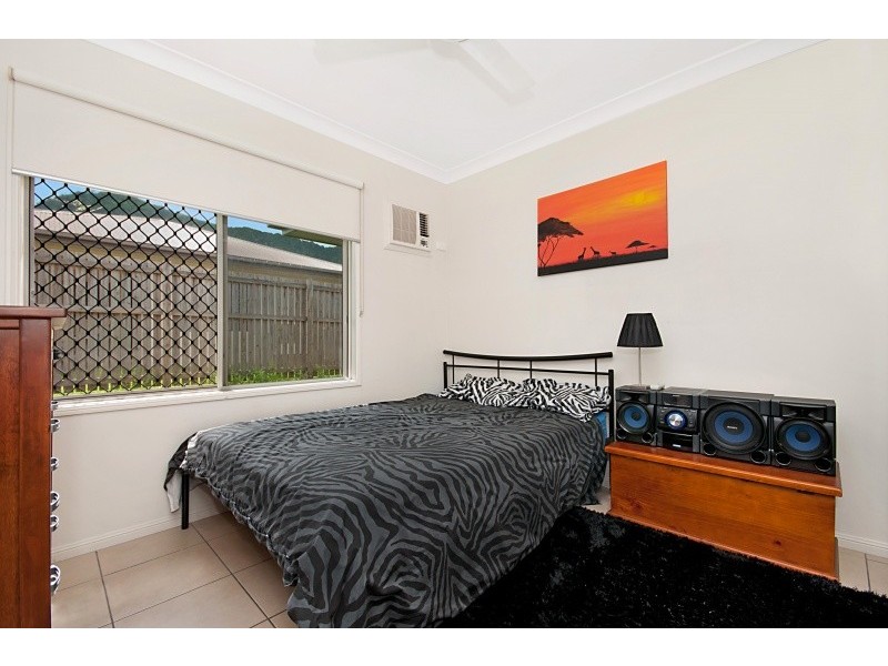 13 Bundey Street, Bentley Park QLD 4869