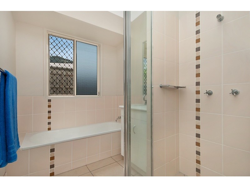 13 Bundey Street, Bentley Park QLD 4869