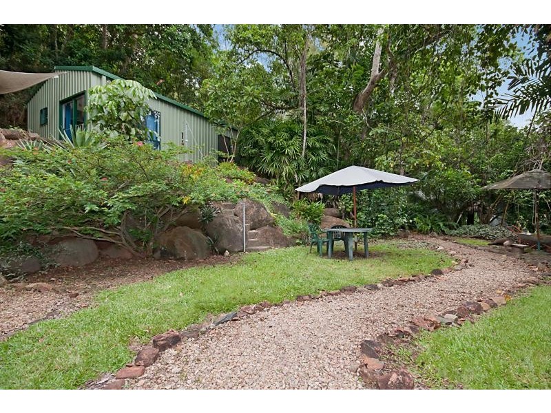225-227 Panguna Street, Trinity Beach QLD 4879