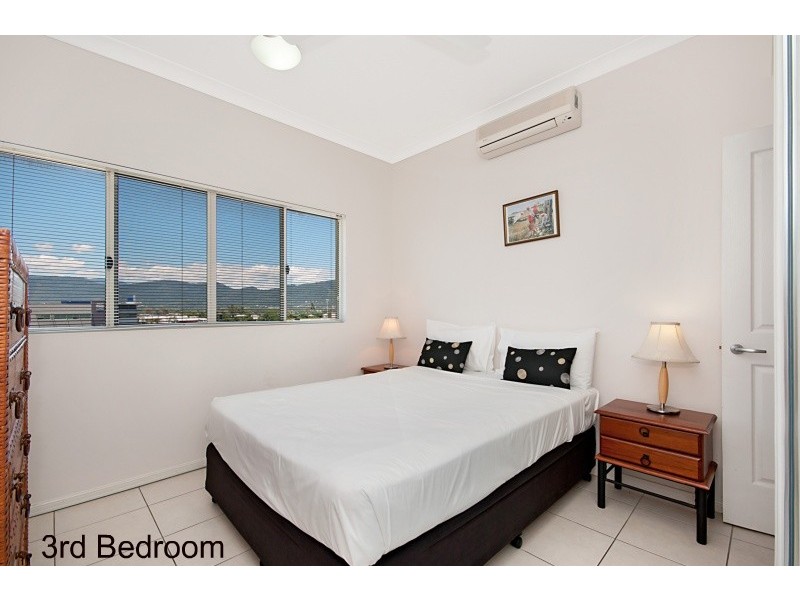 79 Spence Street, Cairns QLD 4870