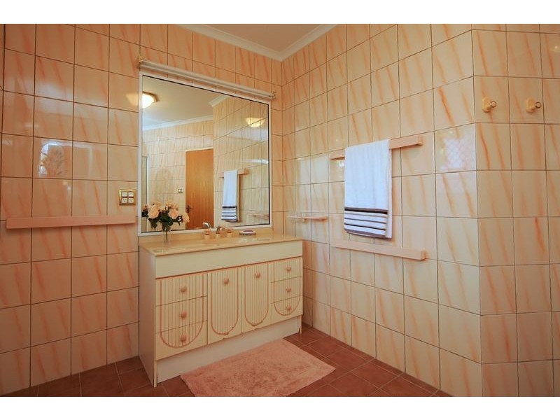 3 Ribbon Close, Clifton Beach QLD 4879