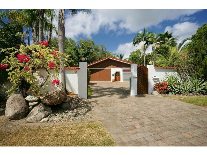3 Ribbon Close, Clifton Beach QLD 4879