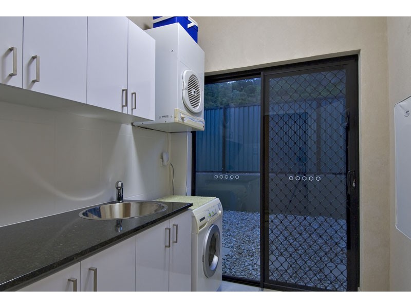 6 Bel-Air Drive, Whitfield QLD 4870