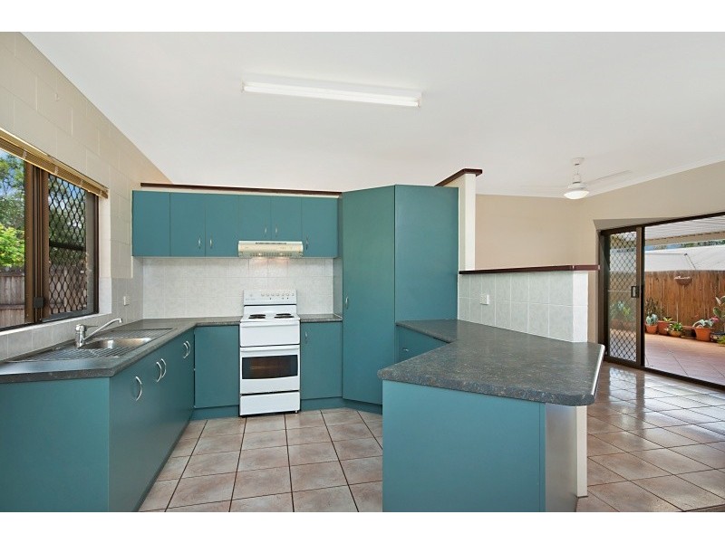 3 Spinos Street, Redlynch QLD 4870