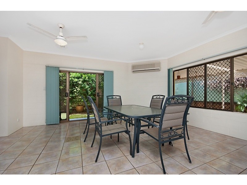 3 Spinos Street, Redlynch QLD 4870