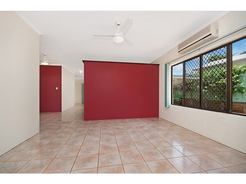 3 Spinos Street, Redlynch QLD 4870