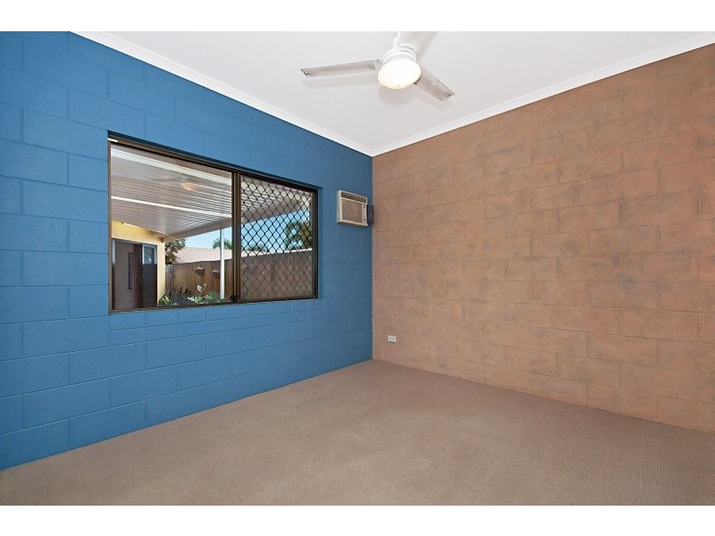 3 Spinos Street, Redlynch QLD 4870