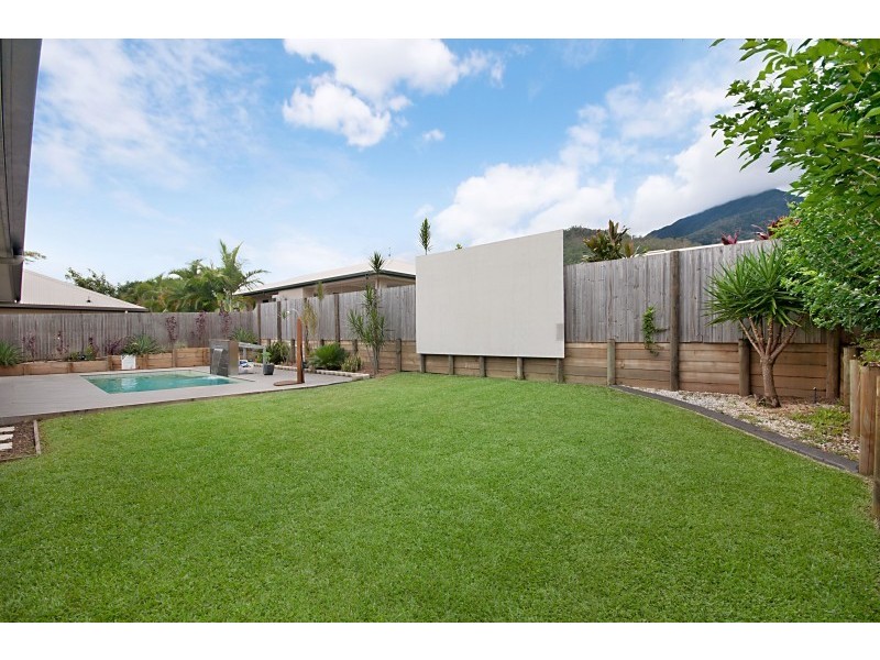 13 Potts Close, Edmonton QLD 4869