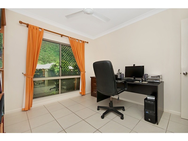 79 Gamburra Drive, Redlynch QLD 4870