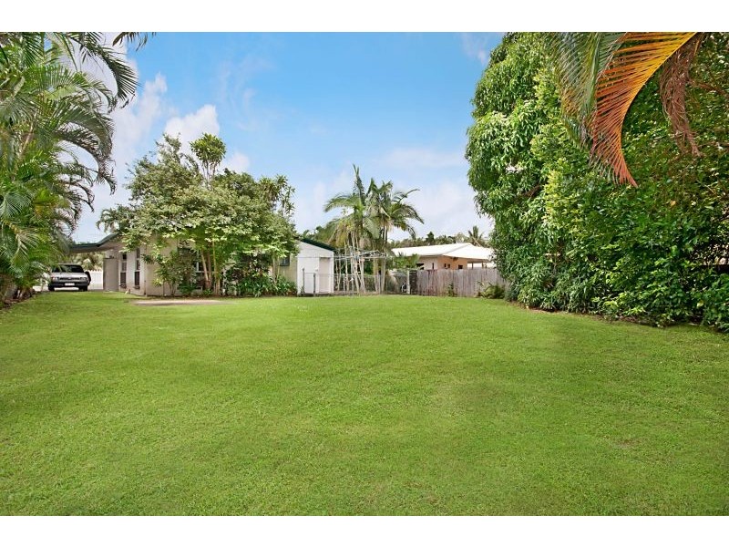 49 Reef Street, Port Douglas QLD 4877