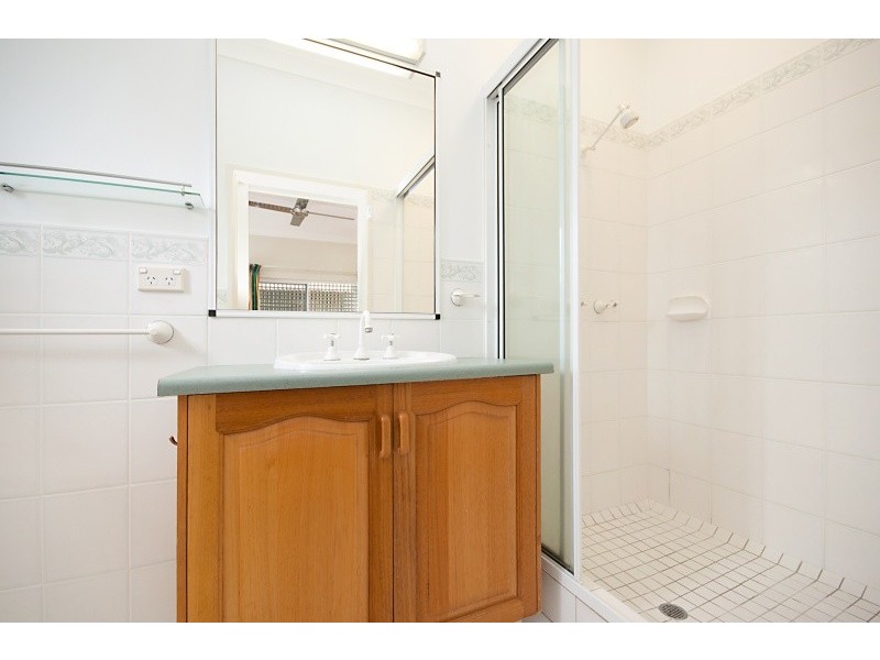 2/80 Cassowary Street, Freshwater QLD 4870