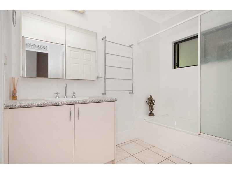 14 Jak Gee Street, Redlynch QLD 4870