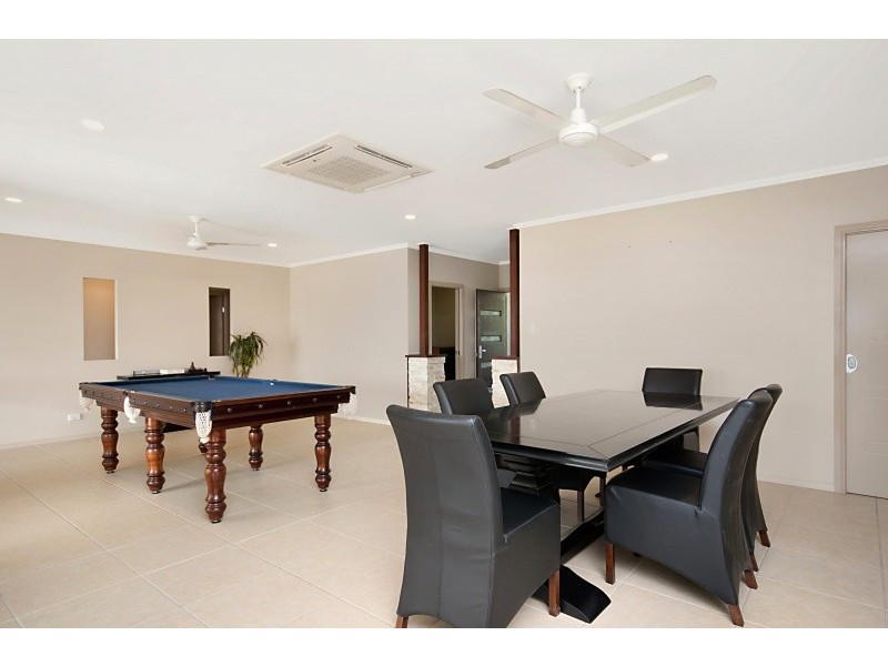 5 Emperor Street, Kanimbla QLD 4870
