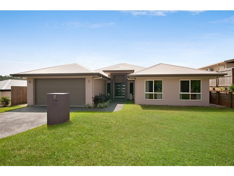 5 Emperor Street, Kanimbla QLD 4870