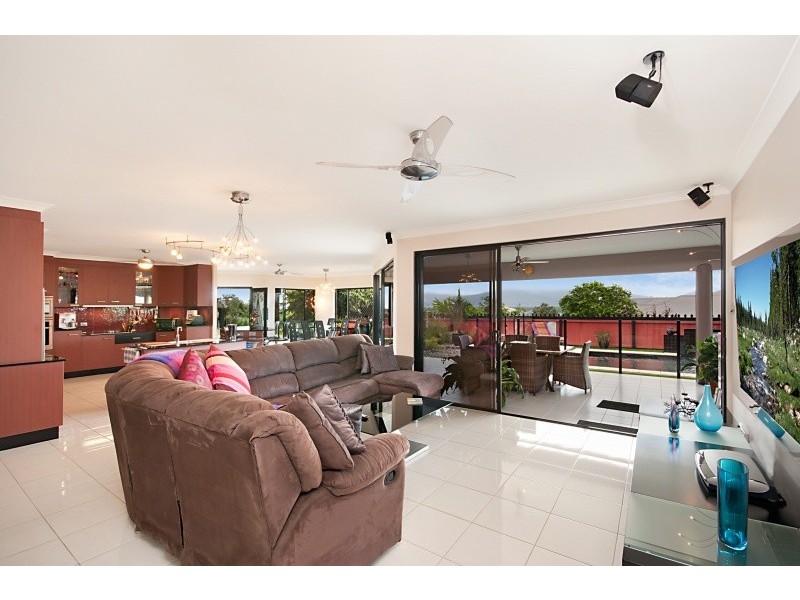 7 Gallery Drive, Mount Sheridan QLD 4868