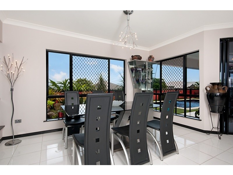 7 Gallery Drive, Mount Sheridan QLD 4868