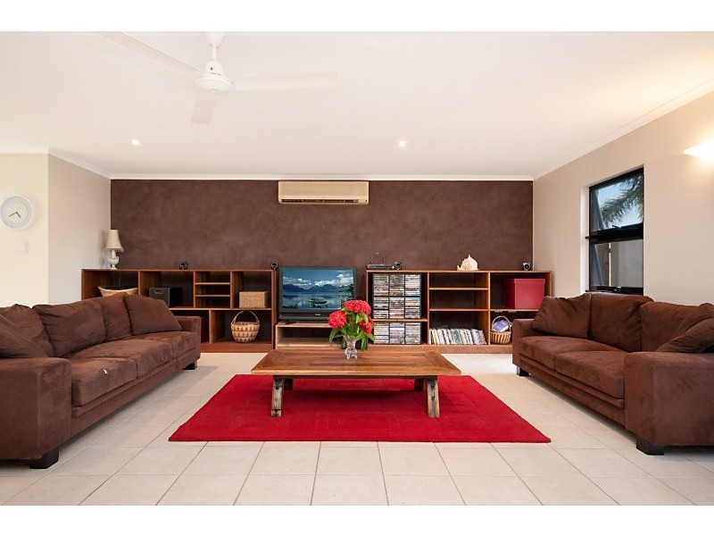 32 Alma Street, Woree QLD 4868