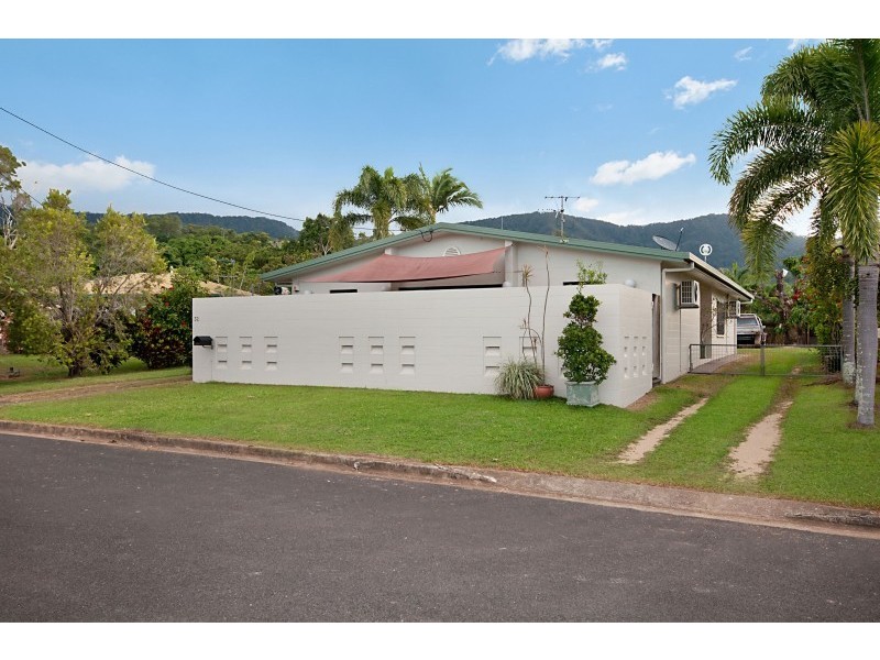 32 Alma Street, Woree QLD 4868