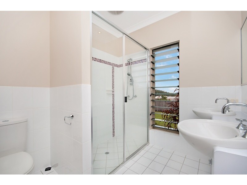 16 Morwong Close, Kanimbla QLD 4870