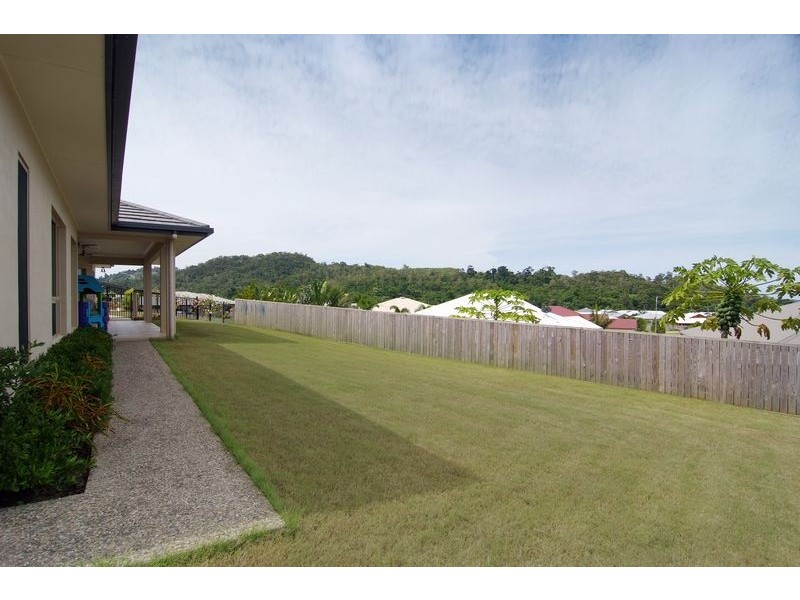 16 Morwong Close, Kanimbla QLD 4870