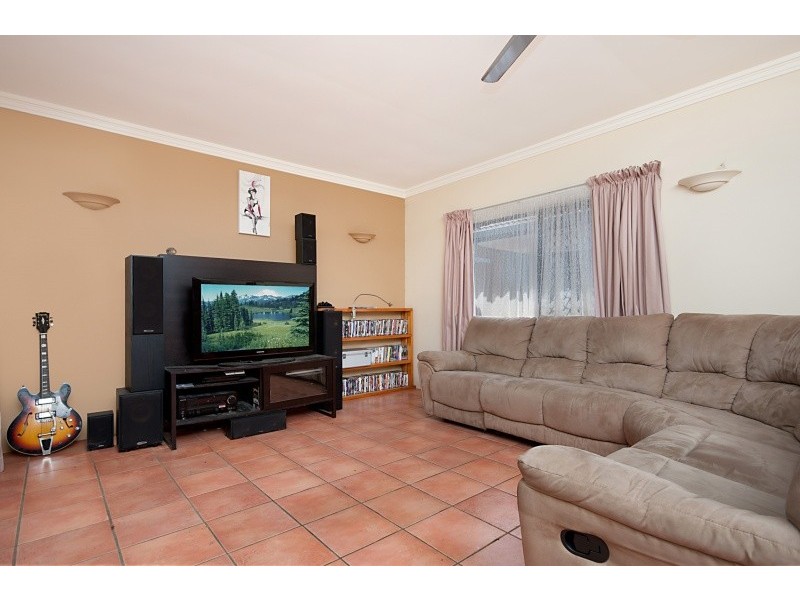 4 Small Leaf Close, Mount Sheridan QLD 4868