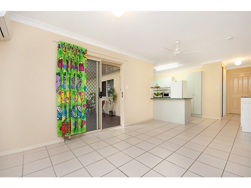 1 Cheviot Street, Smithfield QLD 4878