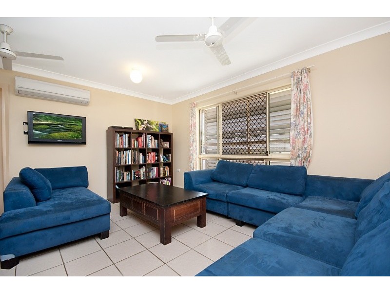 1 Cheviot Street, Smithfield QLD 4878