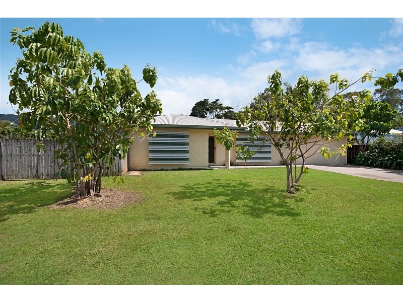 1 Cheviot Street, Smithfield QLD 4878