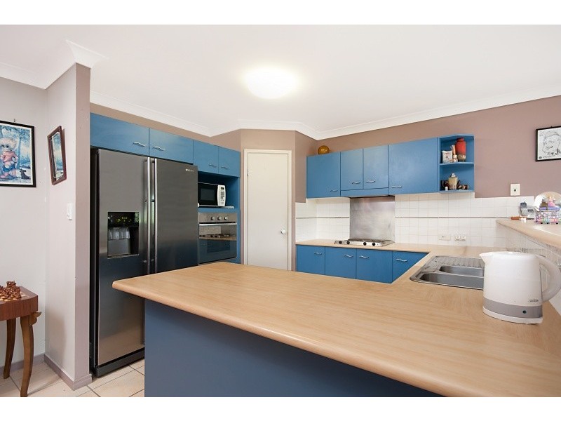 26 Allinga Close, Bentley Park QLD 4869