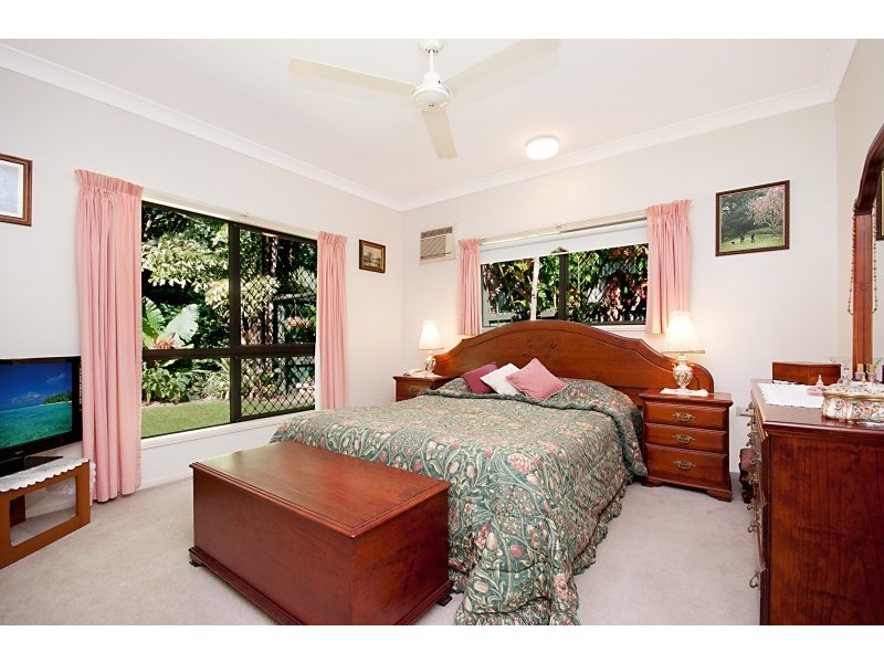 6 Glacier Road, Kamerunga QLD 4870