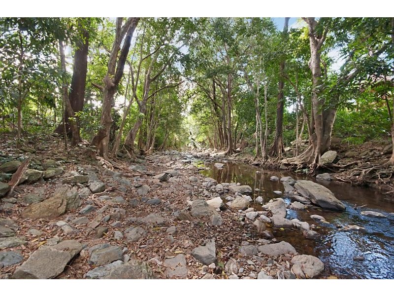 6 Glacier Road, Kamerunga QLD 4870