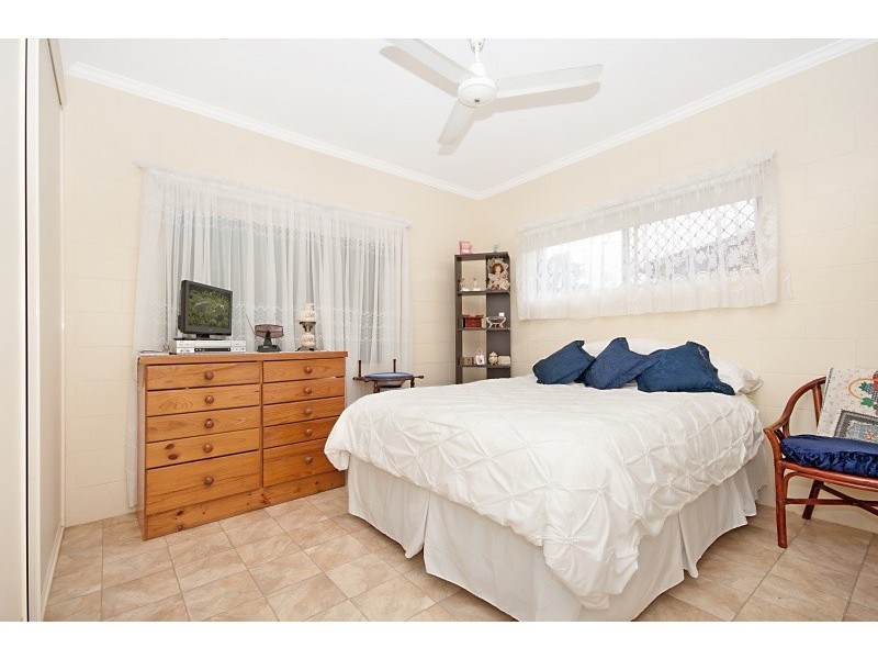 6 Katoomba Street, Mount Sheridan QLD 4868