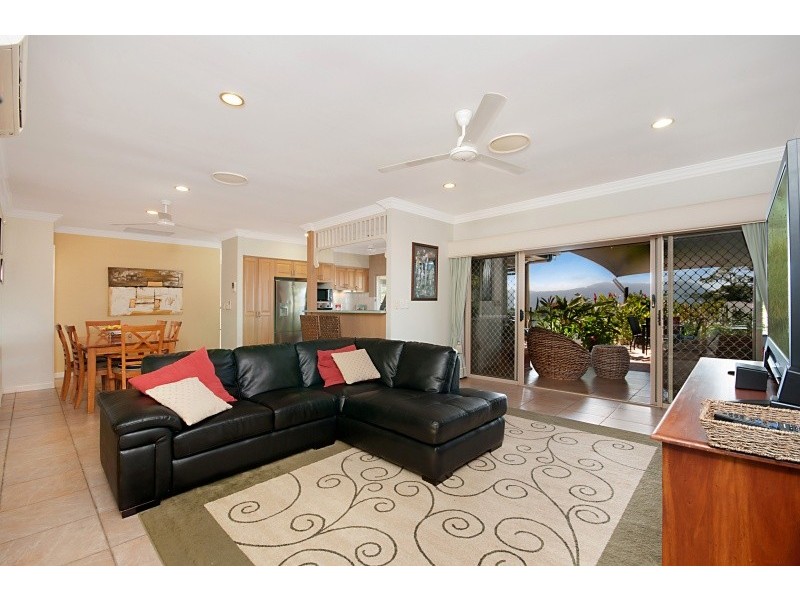 19 Oceanview Place, Mooroobool QLD 4870