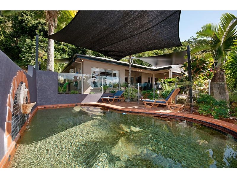 19 Oceanview Place, Mooroobool QLD 4870