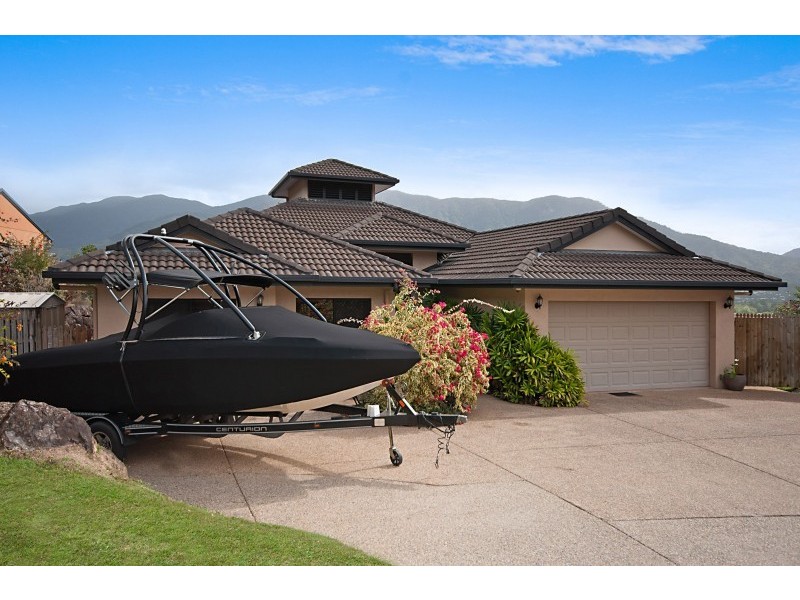 15 Playford Close, Brinsmead QLD 4870