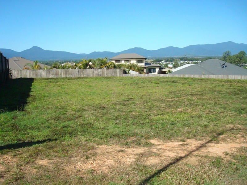 74 Fitzmaurice Drive, Bentley Park QLD 4869