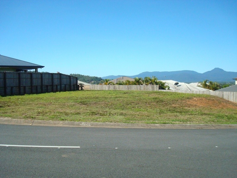 74 Fitzmaurice Drive, Bentley Park QLD 4869