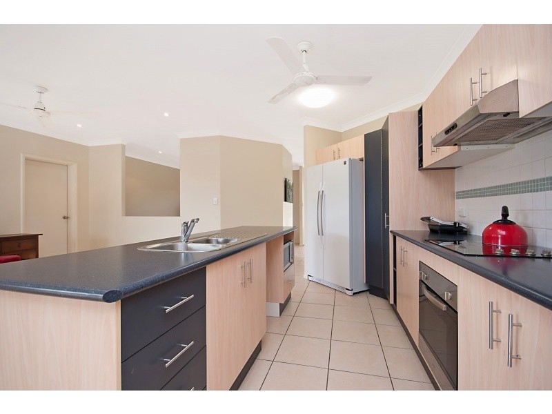 22 Goldberg Close, White Rock QLD 4868