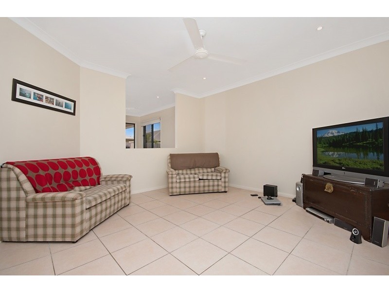 22 Goldberg Close, White Rock QLD 4868