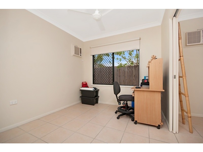 22 Goldberg Close, White Rock QLD 4868